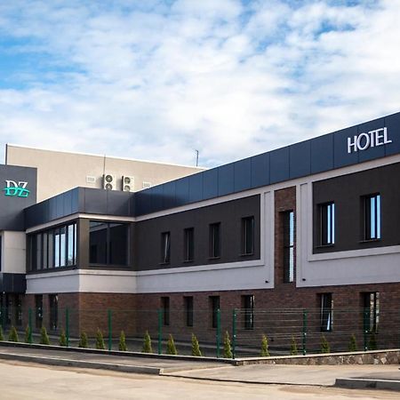 Hotel DoZari Korostyshiv Buitenkant foto