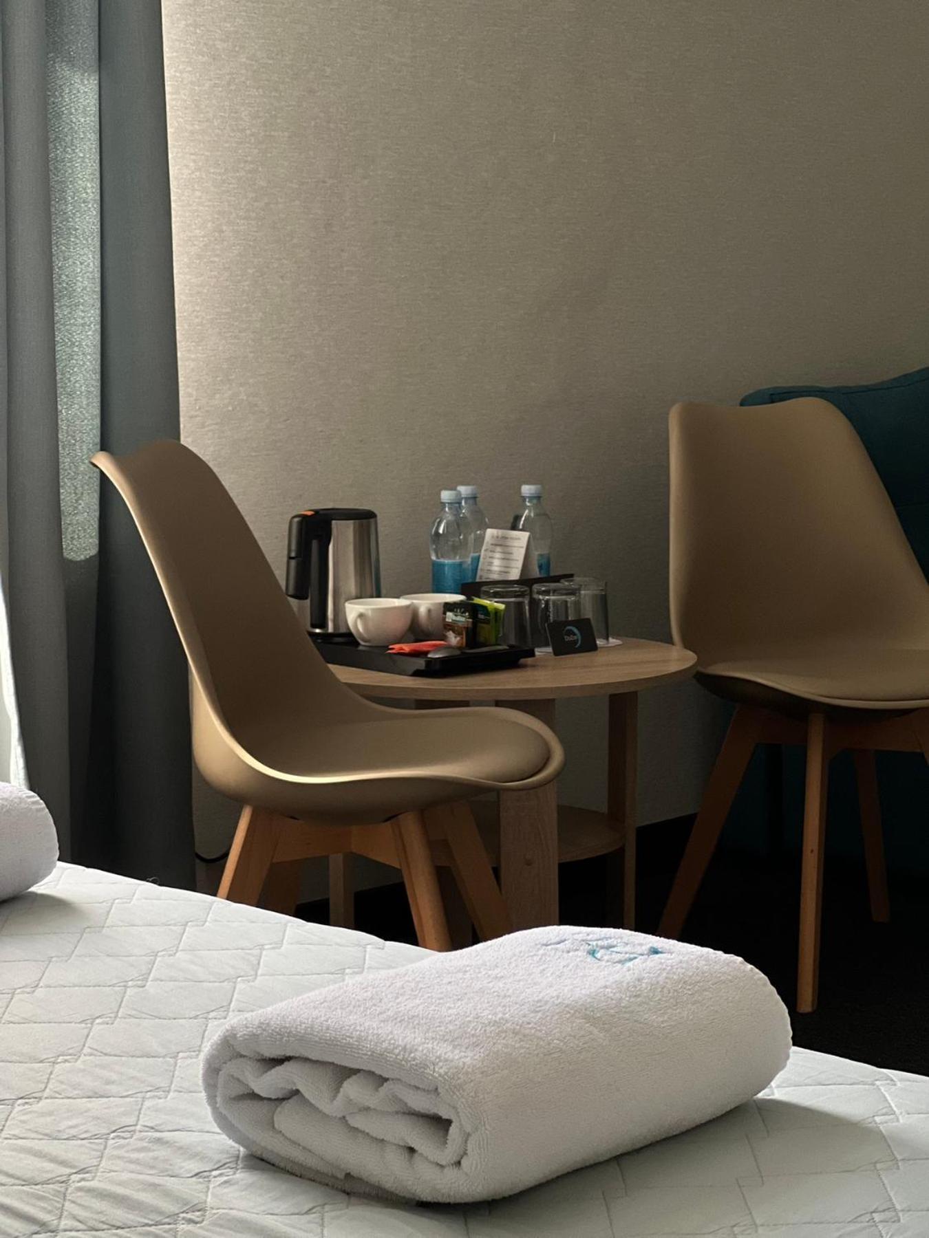 Hotel DoZari Korostyshiv Buitenkant foto