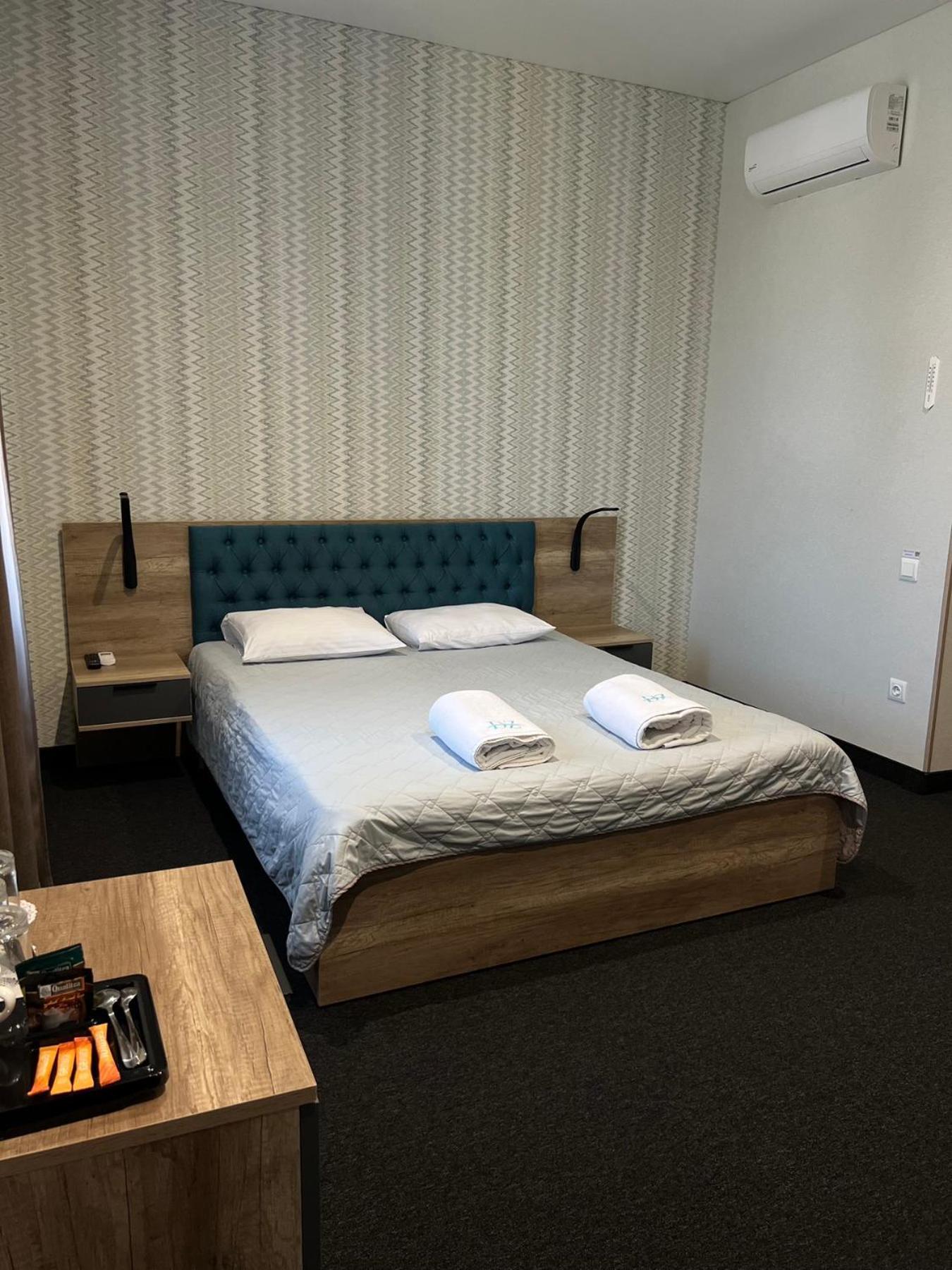 Hotel DoZari Korostyshiv Buitenkant foto