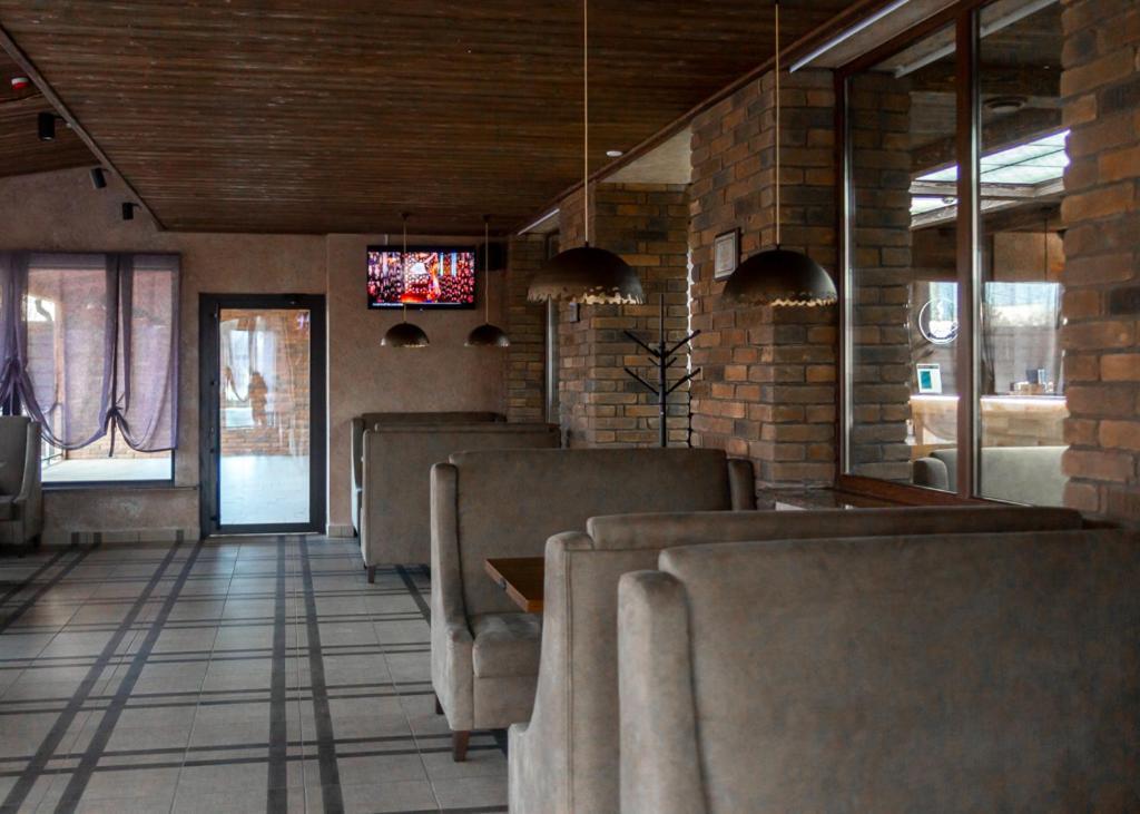 Hotel DoZari Korostyshiv Buitenkant foto