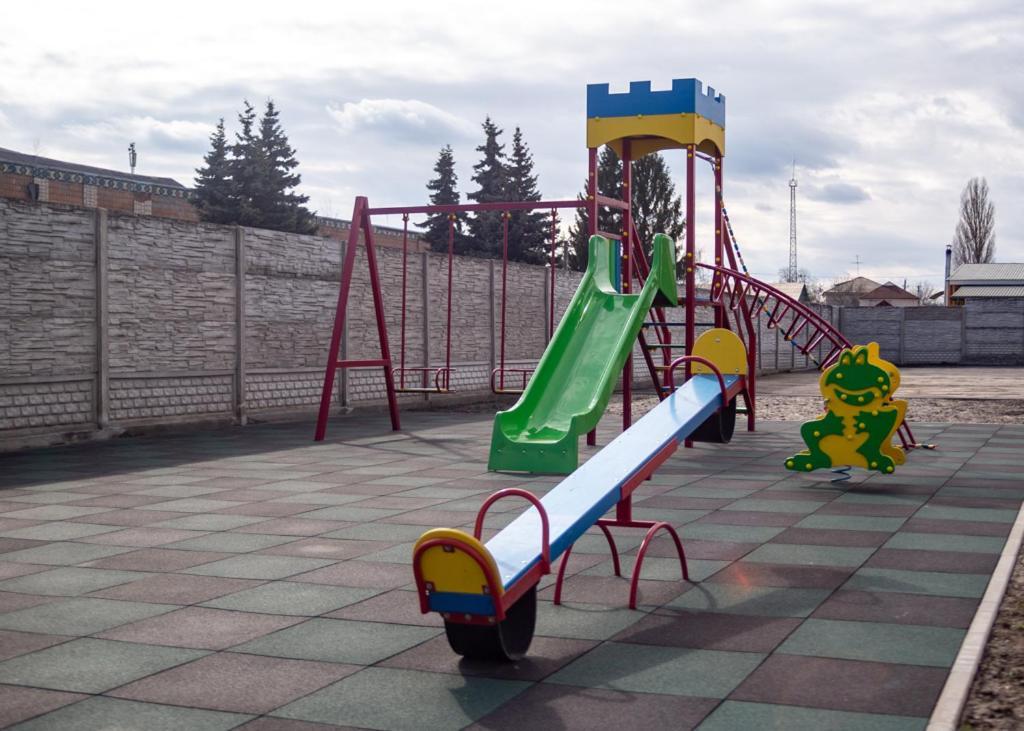Hotel DoZari Korostyshiv Buitenkant foto